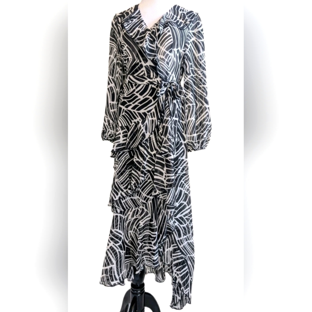 Kate and Lily Sheer Ruffle Maxi Dress Size 4 Black White Geometric Print